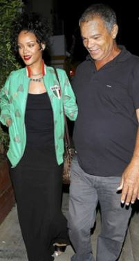 Crystal Fenty aunt Rihanna and grandfather.